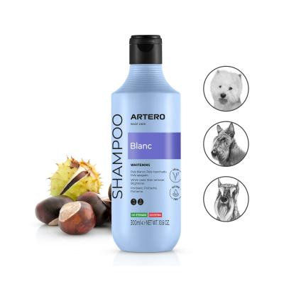 Blanc ШАМПОАН ЗА БЕЛИ, ЧЕРНИ И СИВИ КОЗИНИ 300 МЛ