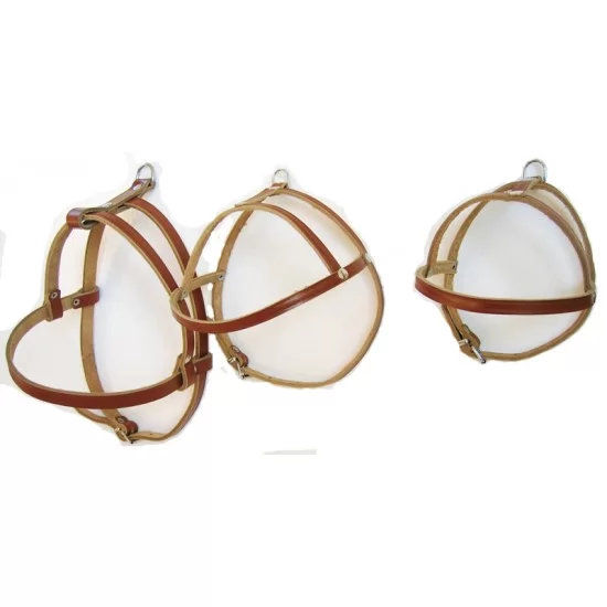 нагръдник тип “пекинез“ черен