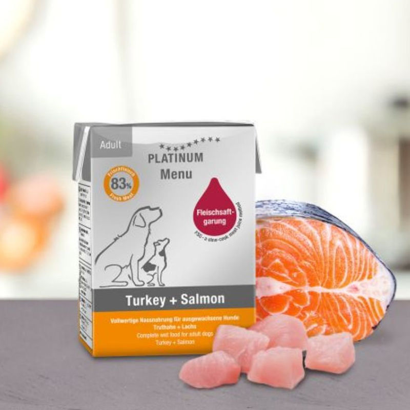Мокра храна за кучета Platinum Menu Adult Turkey + Salmon с 63% Прясно пуешко месо, 20% Прясна сьомга и зеленчуци 185гр.