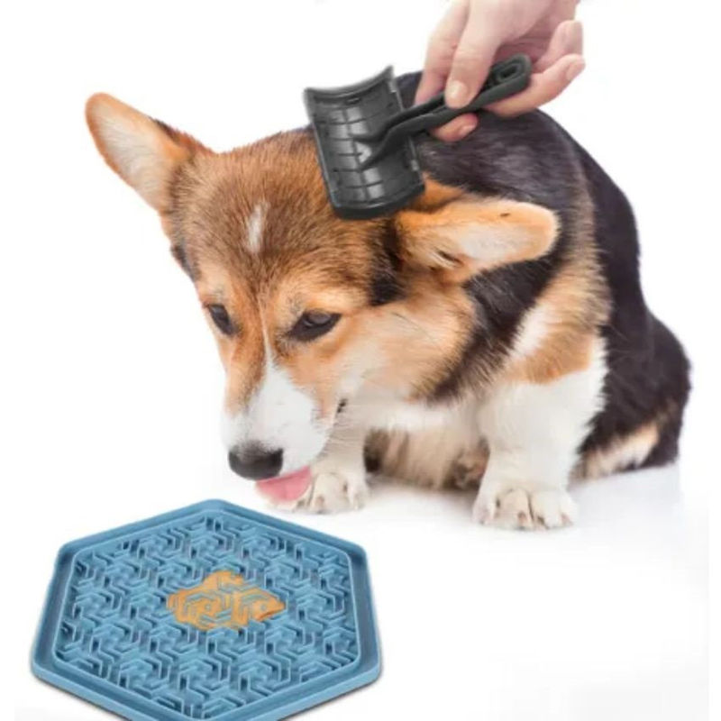 Подложка за близане Licky mat, шестоъгълник – Flamingo LICK PAD JELLY  24 x 21 см  микс 2