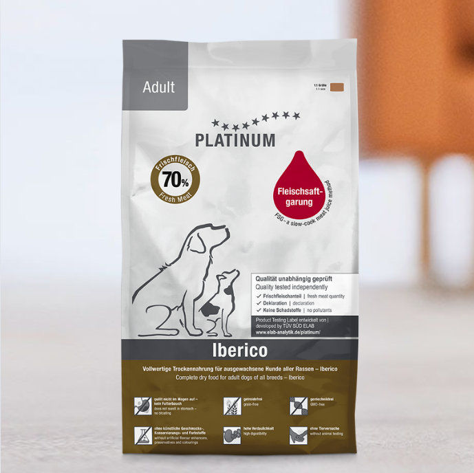 Супер премиум храна Platinum Adult Iberico+Greens – с 70% прясно иберийско свинско месо годно за човешка консумация 5кг.