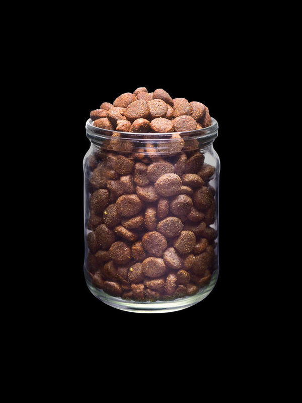 Холистична суха храна Brit Fresh Turkey with Pea Adult Fit & Slim за кучета склонни към наднормено тегло, с прясно пуешко месо и грах 2.5 кг. 2