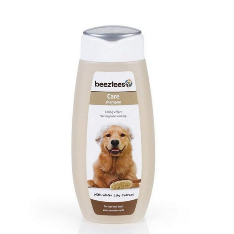 Шампоан за кучета Beeztees Care shampoo за всекидневна грижа с екстракт от водна Лилия 300мл.