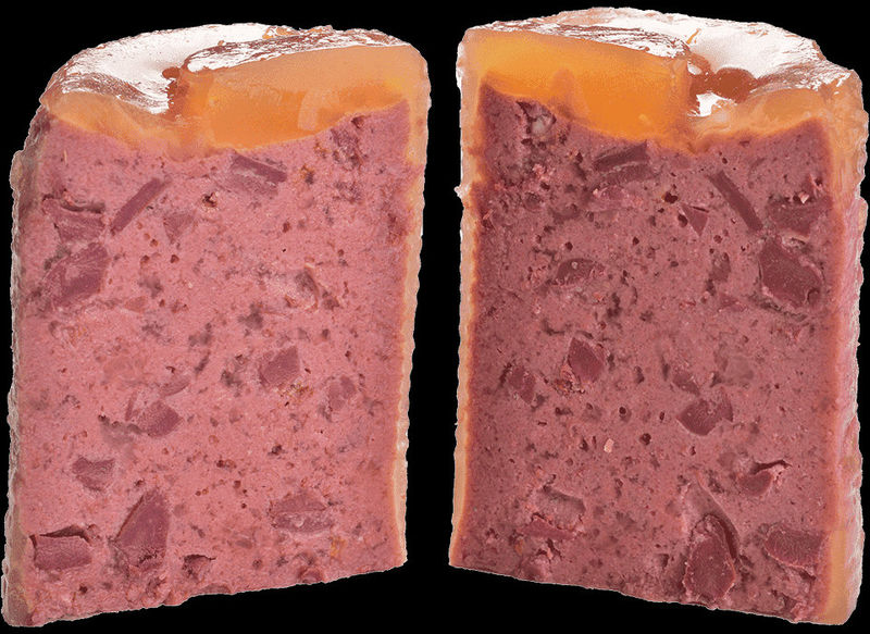 BRIT PATÉ & MEAT – TURKEY – консервирана храна за кучета с 26% прясно пуешкоо 24% пилешко 0.800 кг.